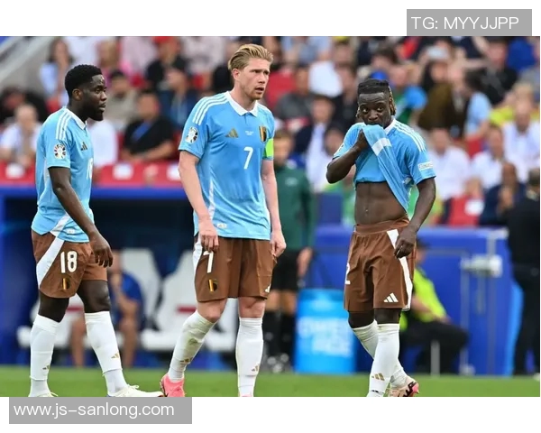 官方公告:德布劳内被罚+停赛! 官方公告:德布劳内被罚+停赛!