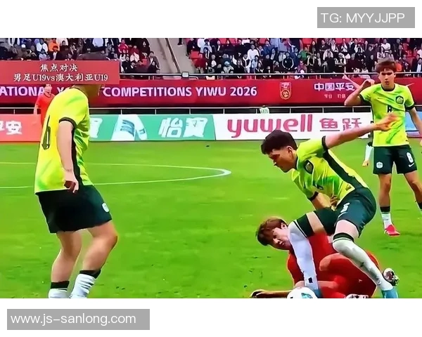 国足门将神扑集锦登国际媒体首页 展现惊人扑救技艺引发热议